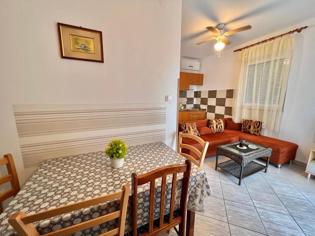 Apartmani Marija Dramalj Exteriér fotografie